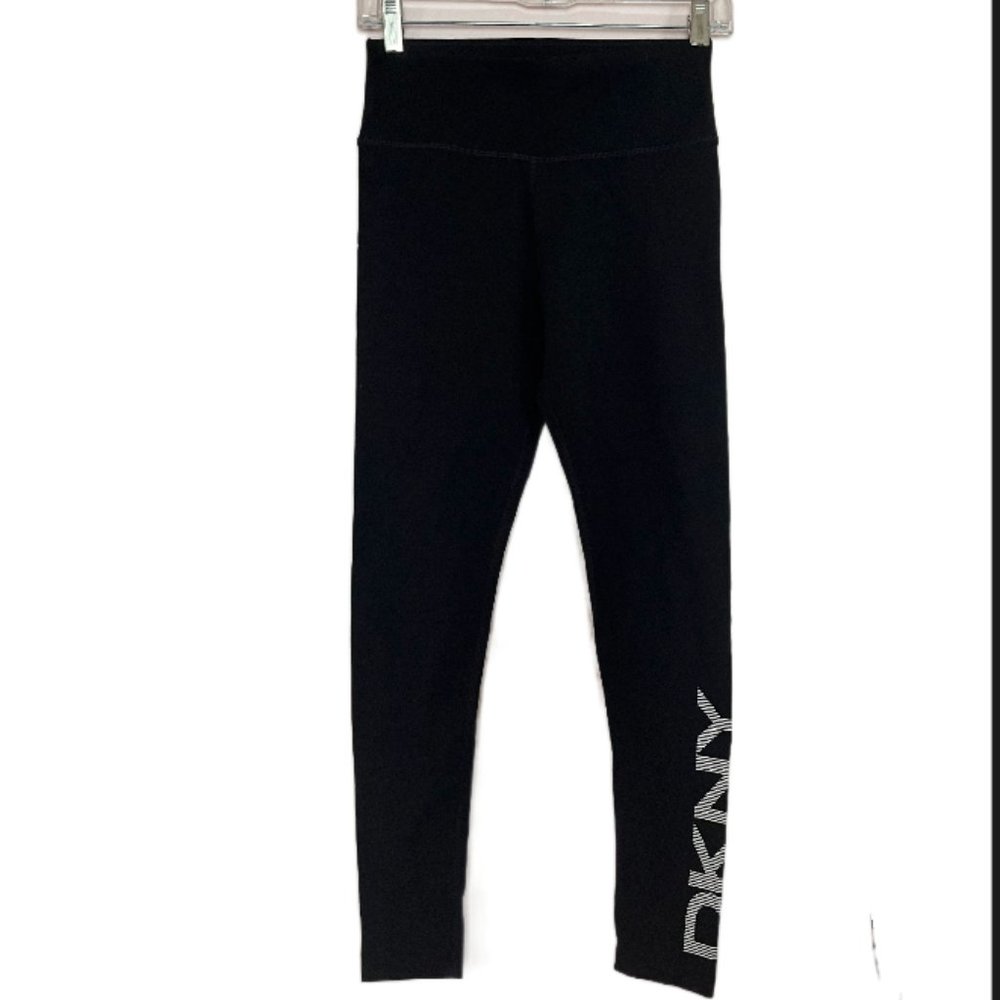 NWOT Black DKNY White Logo Ankle Length Sport High Waisted Leggings